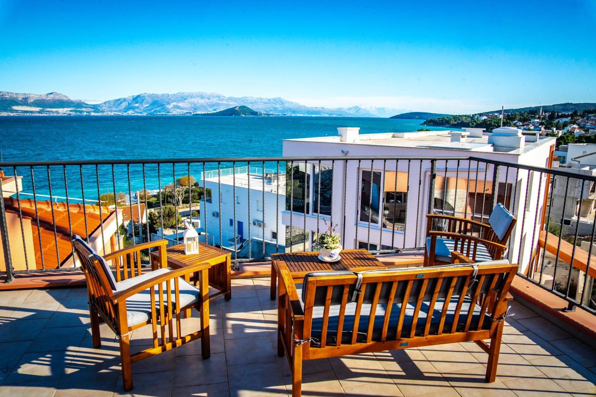 Regina Del Mare Apartment Slatine Exterior foto
