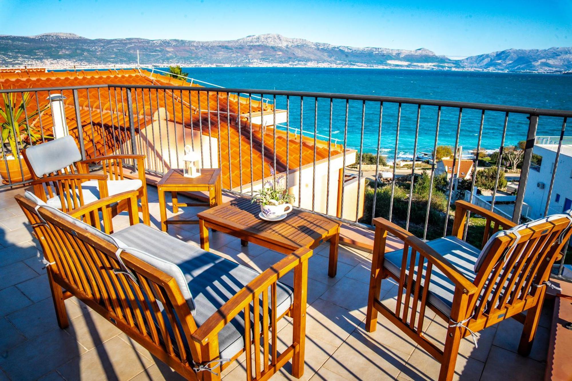 Regina Del Mare Apartment Slatine Exterior foto