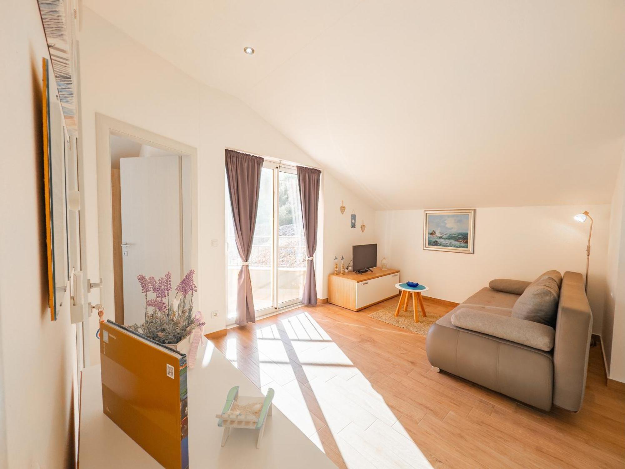 Regina Del Mare Apartment Slatine Exterior foto