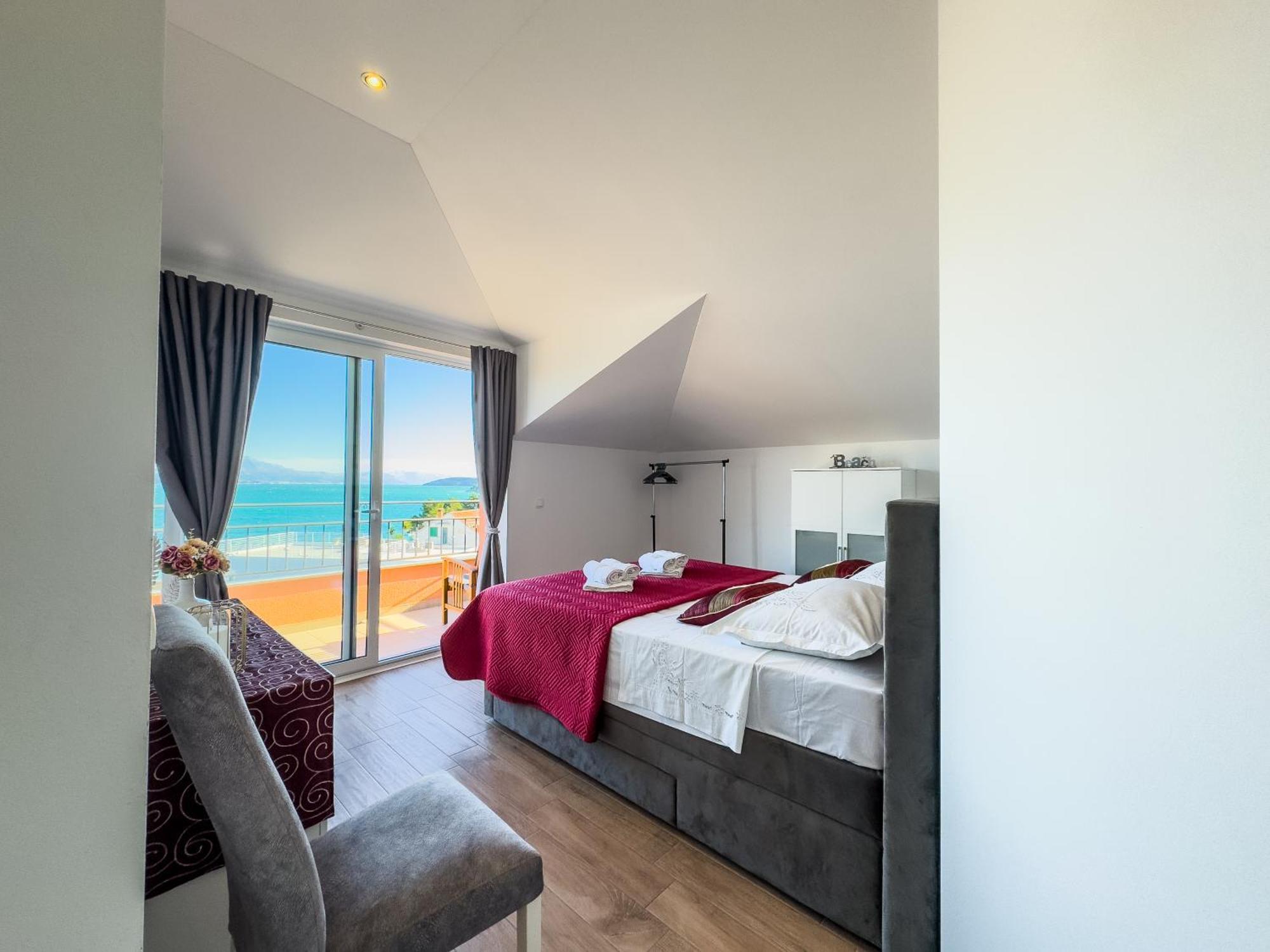 Regina Del Mare Apartment Slatine Exterior foto