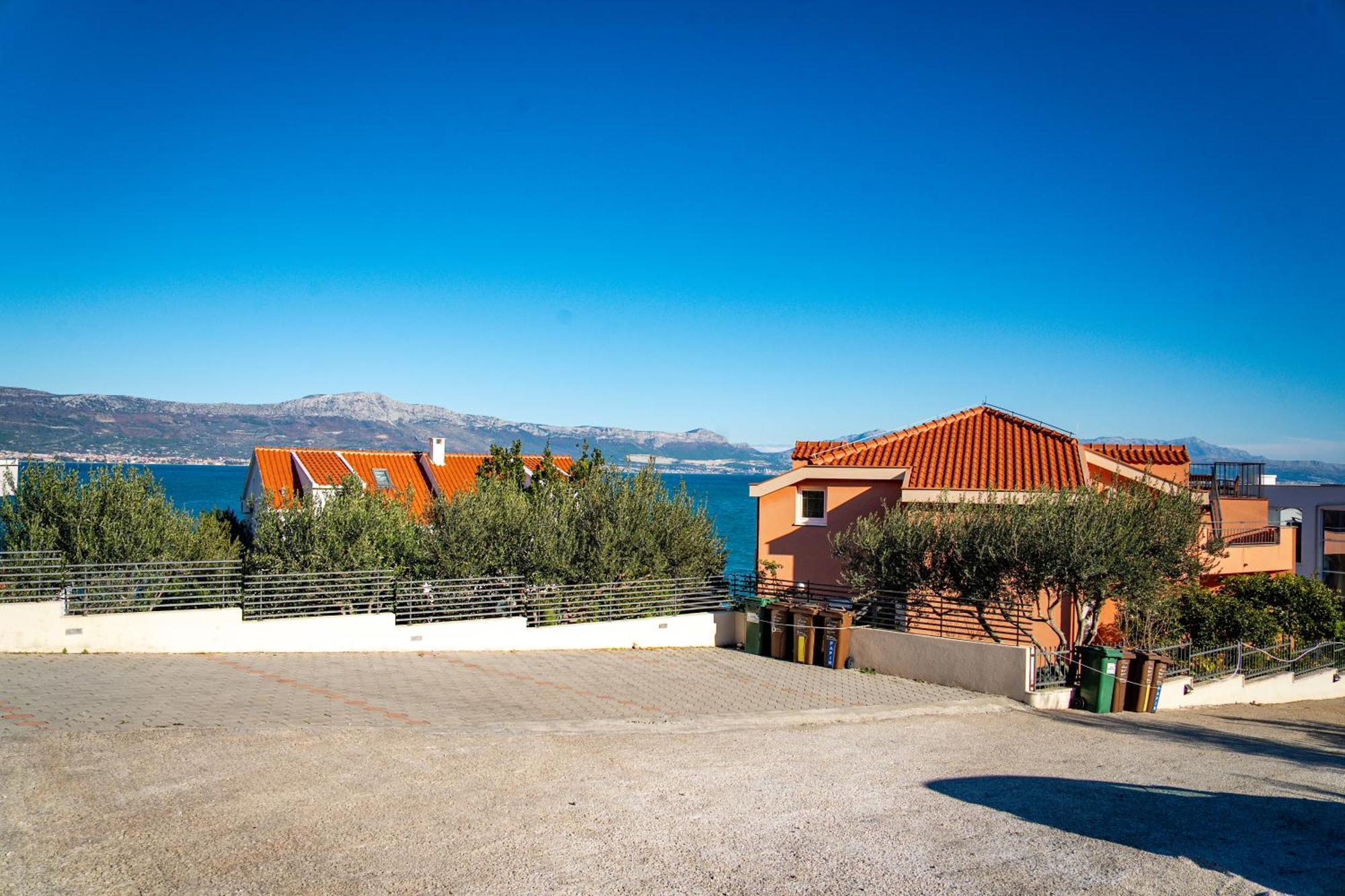 Regina Del Mare Apartment Slatine Exterior foto