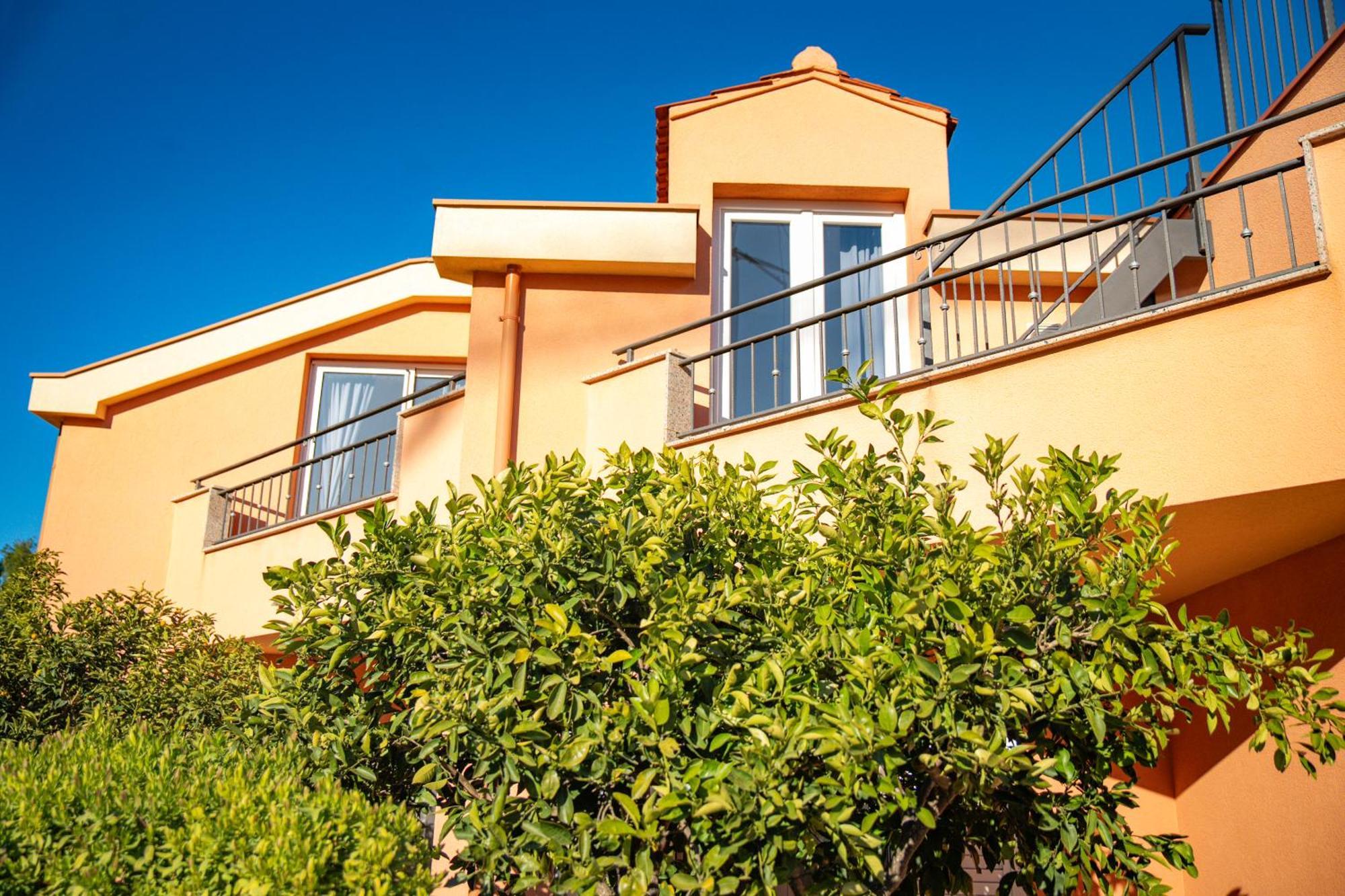 Regina Del Mare Apartment Slatine Exterior foto